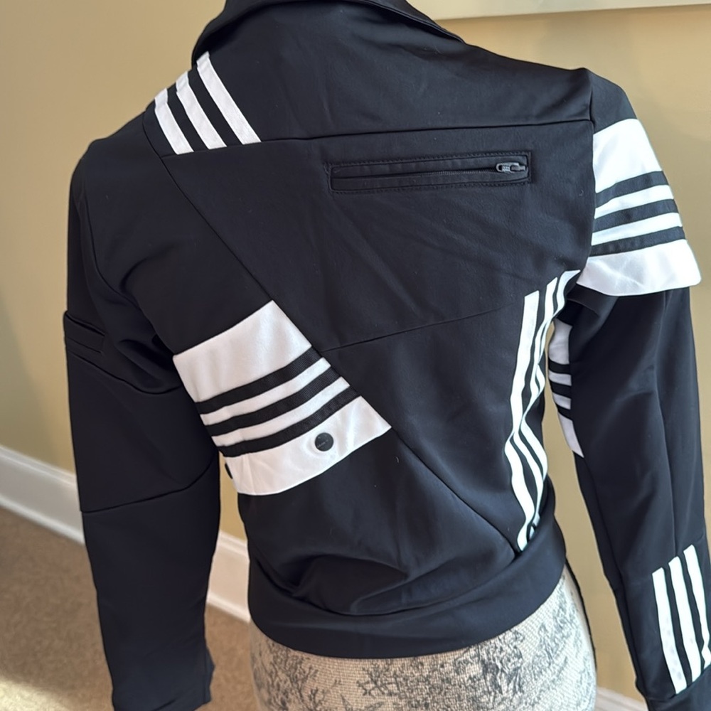Jacket - Picture 2 of 3